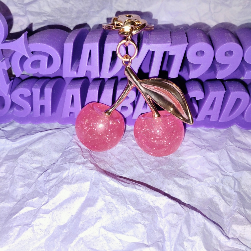 Source Unknown Pink and Rose Gold Cherry Keychain Holder - Picture 3 of 3